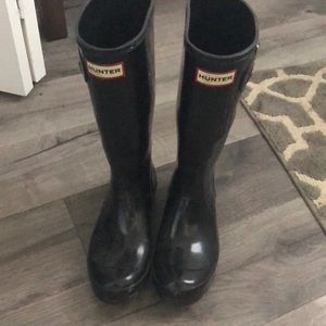 Tall hunter boots